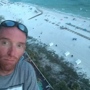 Meet your Posher, Dustin